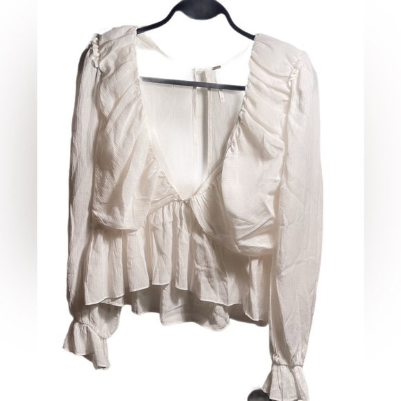 Free People Daia Top French Vanilla open back crinkle long sleeve ruffle top XS - Picture 2 of 3